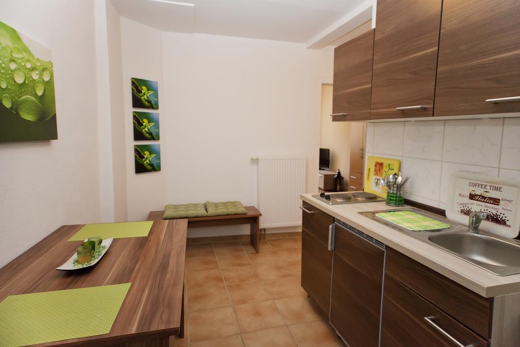 דירות טראבן-טרארבאך Ferienhaus Arianna חדר תמונה